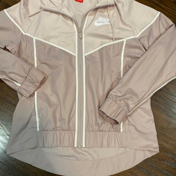 Nike Millennial Pink 90s Windbreaker Jacket Small - Picture 4 of 8